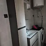 Leona's Paradise Apartman *