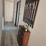 Leona's Paradise Apartment