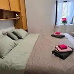 Apartment Leona's Paradise